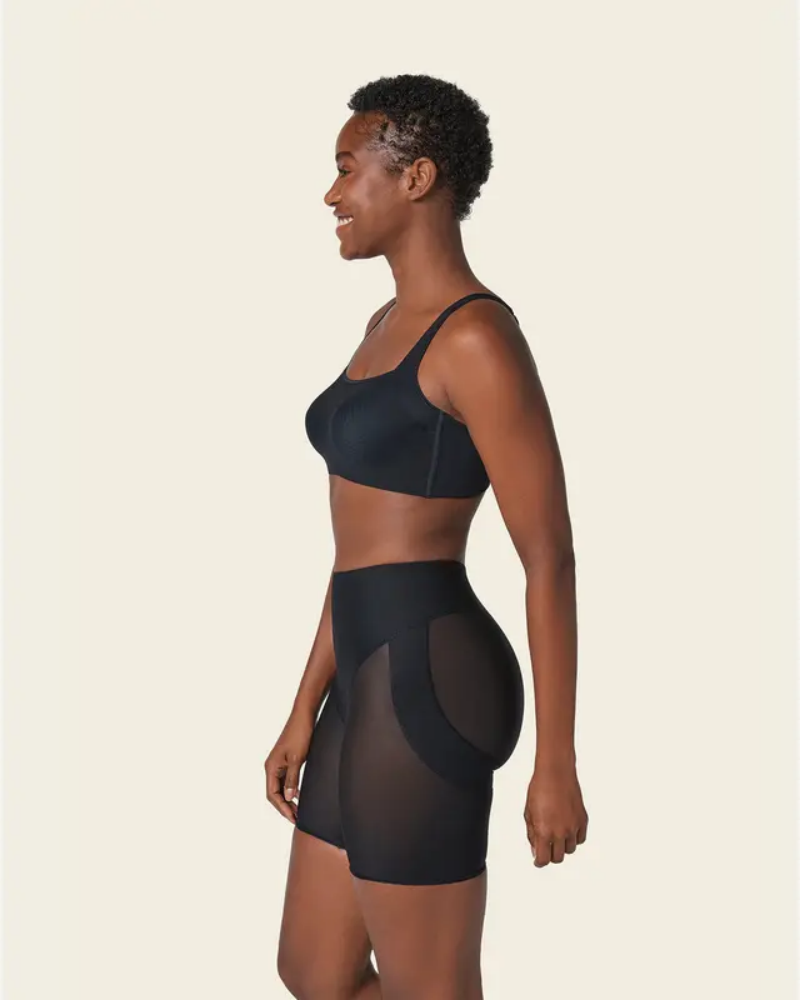 High-waisted shaping shorts with pleated center seam and elastic band