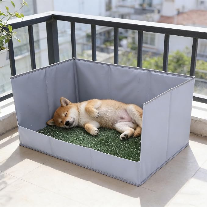Foldable dog grass mat with tray