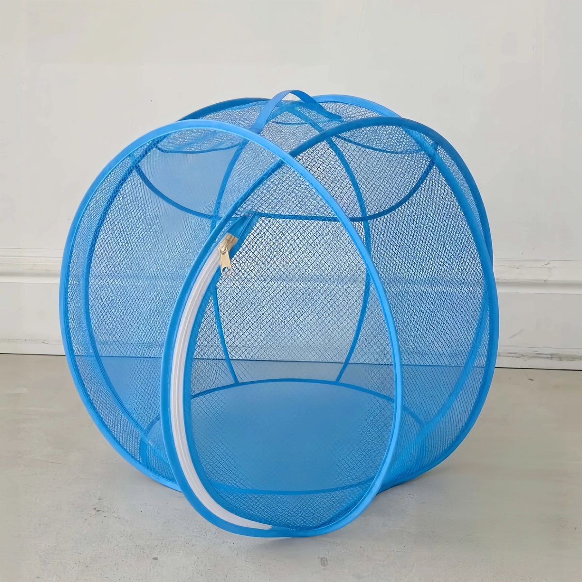 360° panoramic rollable cat game enclosure